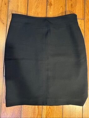 Jones Studio Black Pencil Skirt - Classic Straight Hem sz. 8P